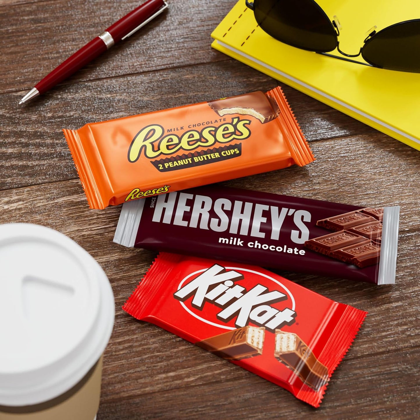 Hershey's assorted milk chocolate candy variety box 27.3 oz 18-count