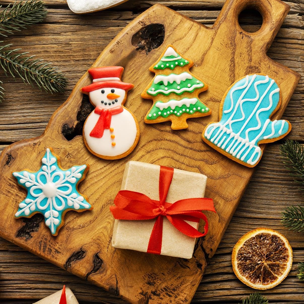 Christmas Cookie Cutters Set of 9 Pieces, Wmtidene Cookie Cutters Shapes for Winter Holiday, Metal includes Christmas Tree,Snowflake,Gingerbread Men,Angel,Star,Mitten,Candy Cane,Snowman